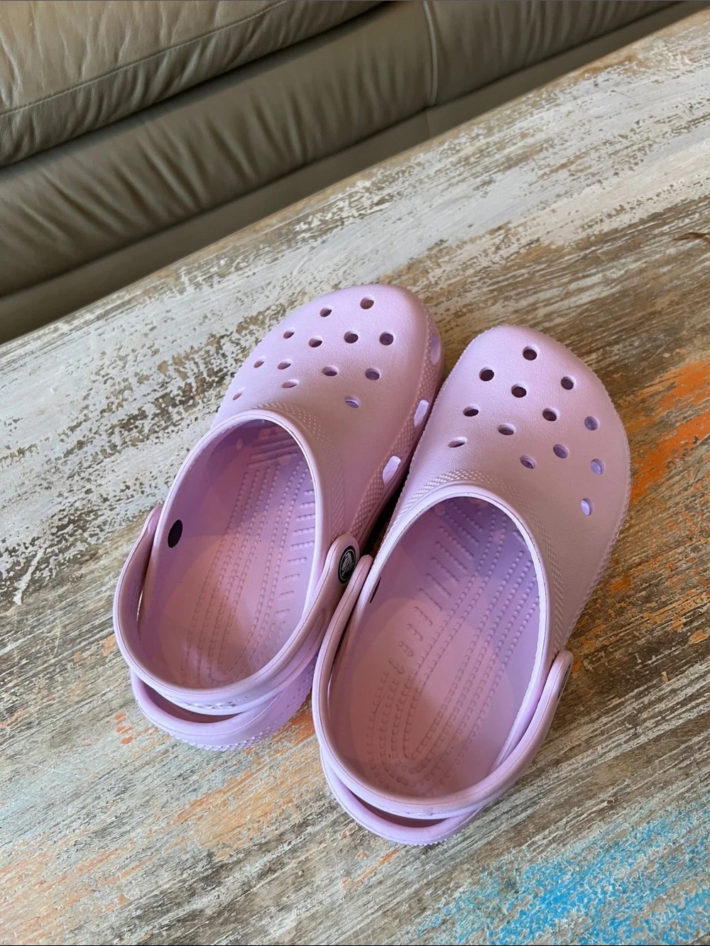 Crocs Classic Clogs Juniors (8+) Slip-On Clog Sandals Size J 3